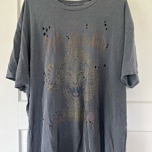 Urban Outfitters Tshirt